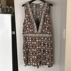 Forever 21+ plus size 2X printed Romper